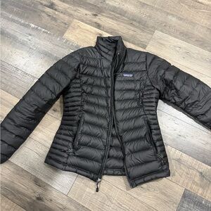 Patagonia Women's Down Sweater Puffer Jacket